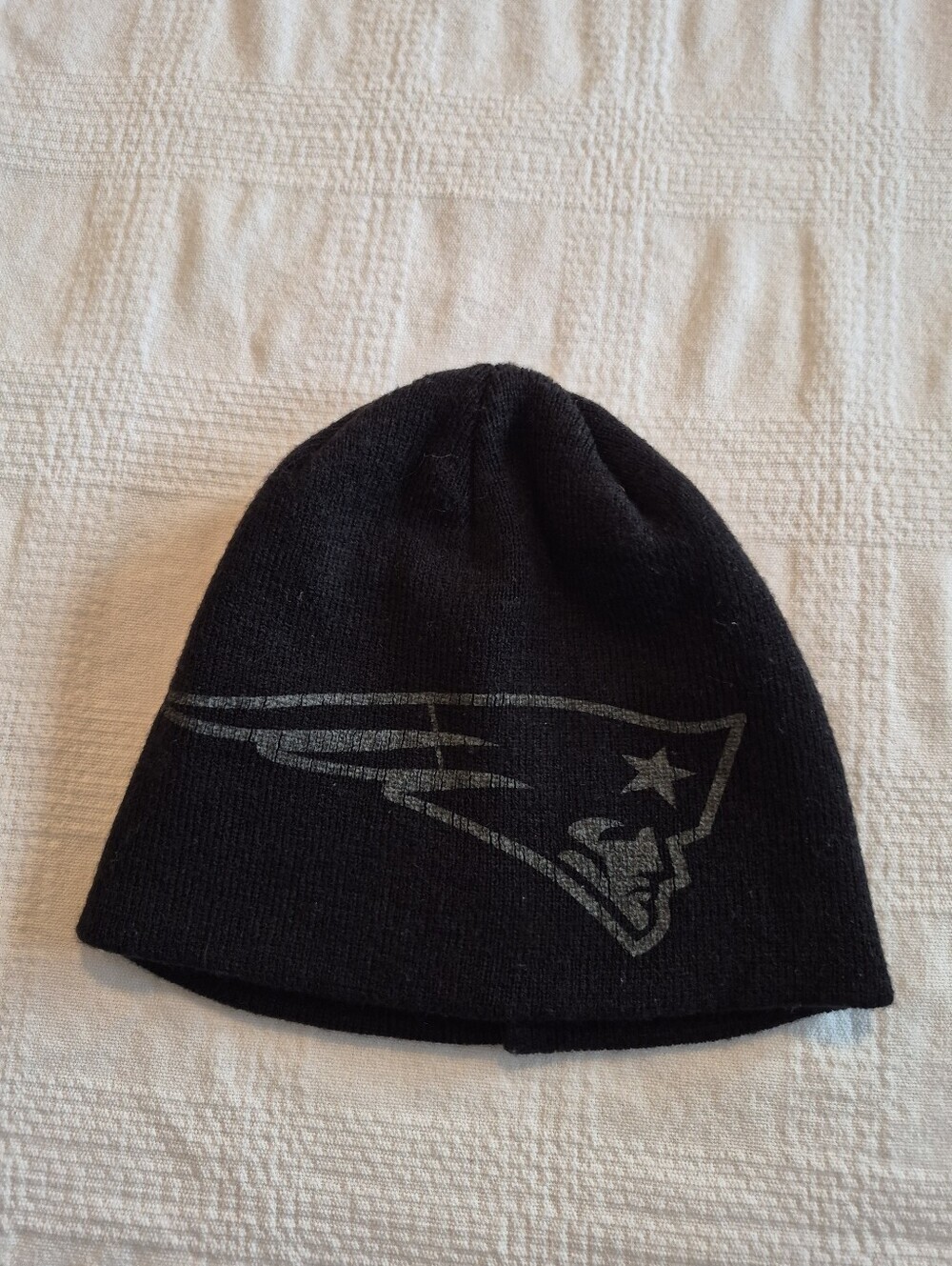 NFL New England Patriots mens one beanie black gray GUC